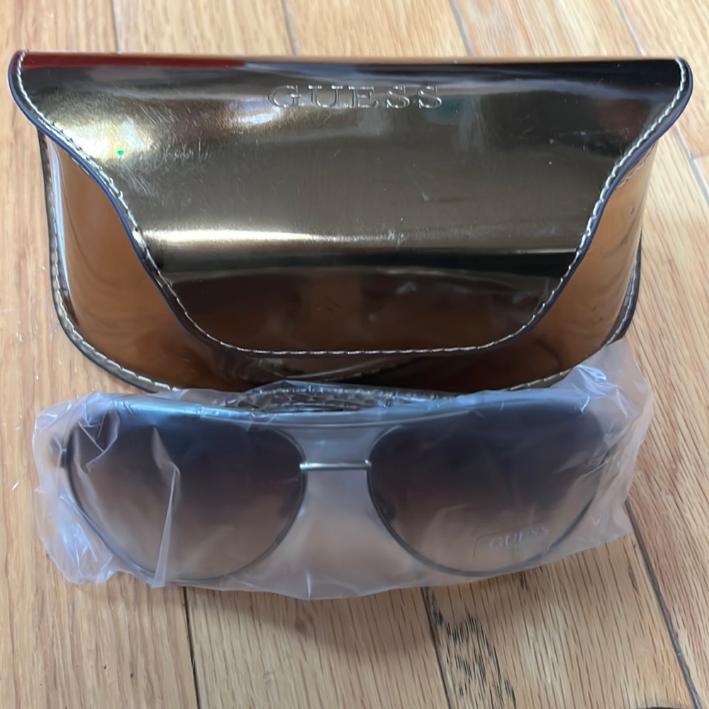 Beautiful Guess Sunglasses for women